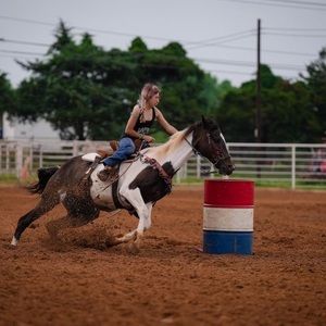 Meet your Posher, Stacie